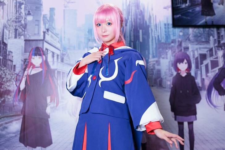 コスプレイヤー茉夏さん＆星乃まみさん、バーチャルアーティスト「花譜＆理芽」コスプレを披露の画像008