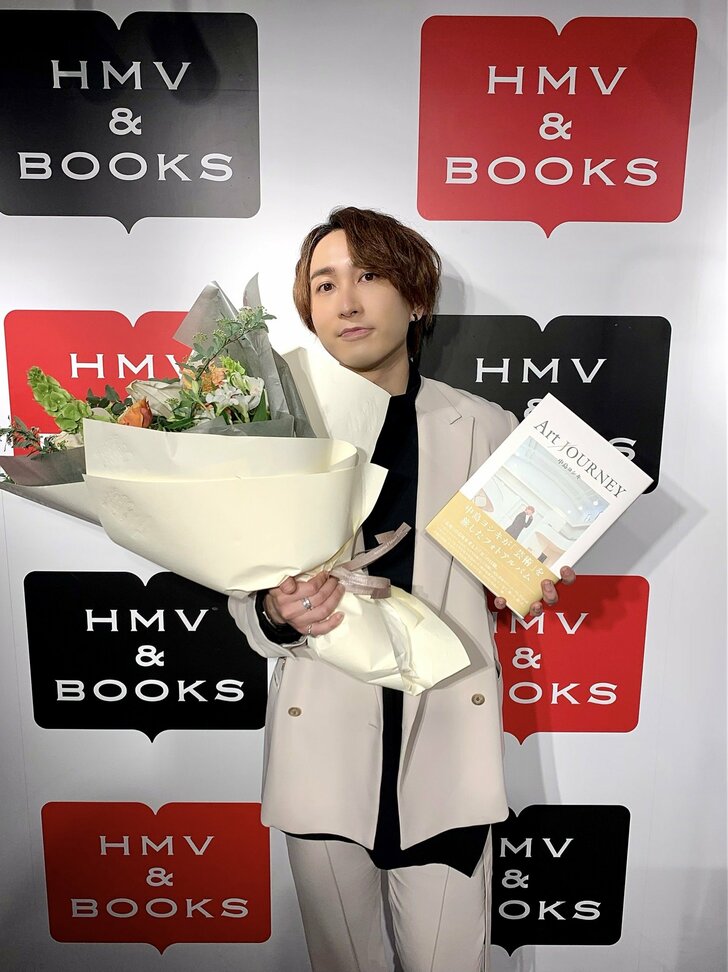 『中島ヨシキArt JOURNEY』刊行記念イベントレポートin渋谷！　ファンの方々が書籍の発売を祝福！！の画像