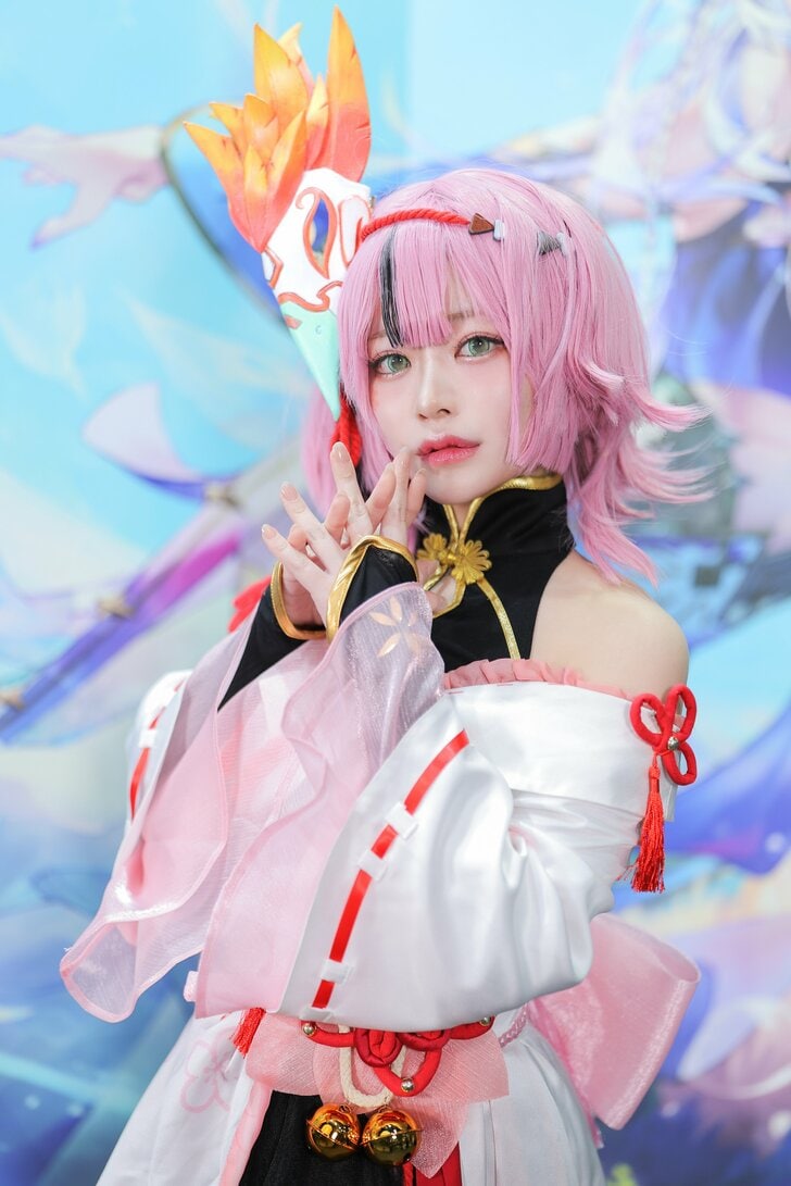 雪村ユノ＆シスル＆凸守たかね＆あまねみや、人気コスプレイヤーが『幻塔』キャラに！ 『ニコニコ超会議2023』を彩った美女たちの画像001