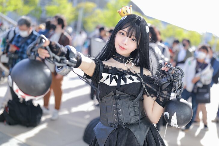 イラストレーター兼業コスプレイヤー穂波あみさん『スーパーマリオ』の“二次創作”キャラ「ワンワン姫」姿で人気にの画像001