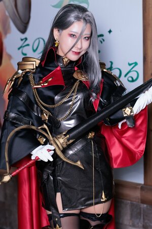 花宮いのりさん、コスプレイヤー・アイドル・OLの“三足のわらじ”『東京ゲームショウ2023』でドット絵RPG『鈴蘭の剣』ブース盛り上げるの画像