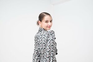 『パリに咲くエトワール』嵐莉菜インタビュー、「手が震えた」初声優オーディションと「盟友・當真あみ」との出会いの画像