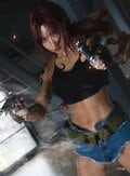 「全力のジョジョ立ち」が話題に！ 筋肉コスプレイヤー・桃兎ももが教える“2.5次元なS字ライン”の作り方とはの画像019