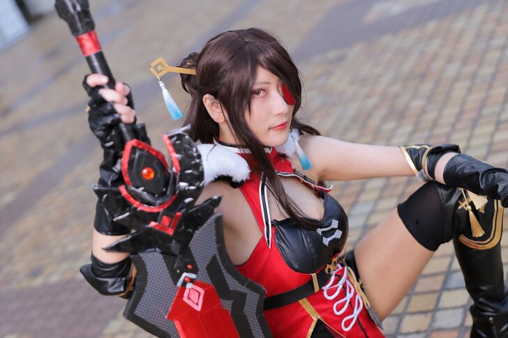 『acosta！池袋』自作武器で『原神』北斗コスプレを披露！コスプレイヤー・コウさん「強くてかっこいい憧れのキャラ」の画像001