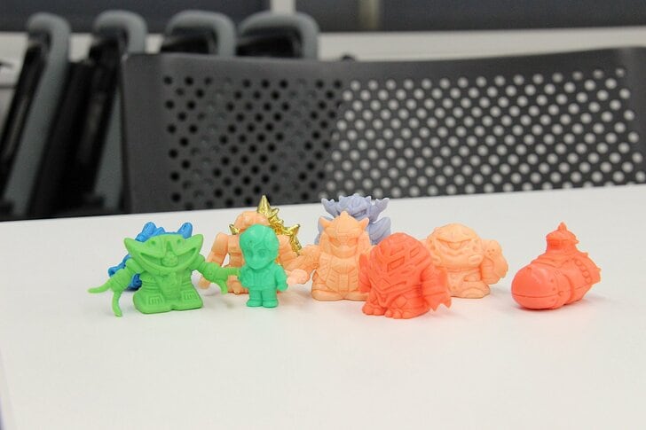 「ガンダムめんこ」「ガン消し」「カードダス」いくつ覚えてる？ 昭和の少年たちを熱狂させた「ガンダムおもちゃ」4選の画像004