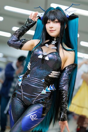 人気コスプレイヤー・猫宮さきの『NIKKE』コスプレに熱視線！「リトルマーメイド」衣装のこだわりは「ツインテール」の画像