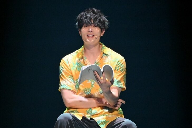 緒方恵美、中島ヨシキ、神尾晋一郎ら出演の朗読劇『世界から猫が消えたなら』が上演＆配信中！　梶裕貴出演の初日舞台写真も到着の画像002
