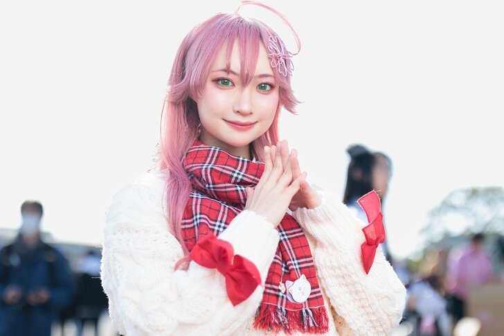 もこもこニットの下は鍛え抜かれた肉体!? プロボクサー兼コスプレイヤーTaKaNaさん「冬のコミケ」で語る鍛錬の秘密の画像002