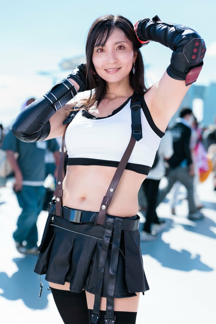 「クラウドより強そう！」人妻筋トレYouTuber・noraさん『FF7』ティファコスプレ披露、ポイントは「戦えそうな身体」の画像