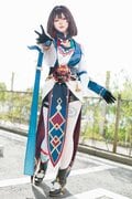 コミケ密着TV取材で大バズり！福岡の人気急上昇レイヤー・月海つくねさん『崩壊：スターレイル』雪衣姿を披露の画像001