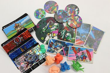 ガンダムめんこ」「ガン消し」「カードダス」いくつ覚えてる？ 昭和の