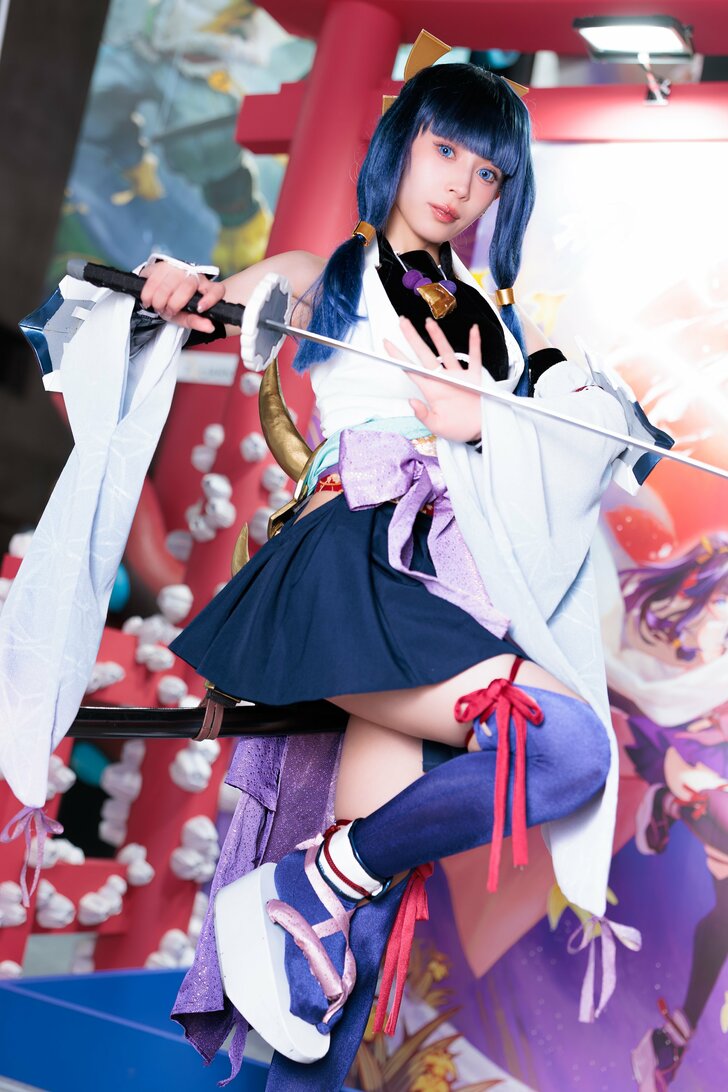 24万人来場『東京ゲームショウ2023』人気コスプレイヤー・楪くれはさん“不死身の忍者少女”に「お気に入りはスカートの割れ目」の画像004