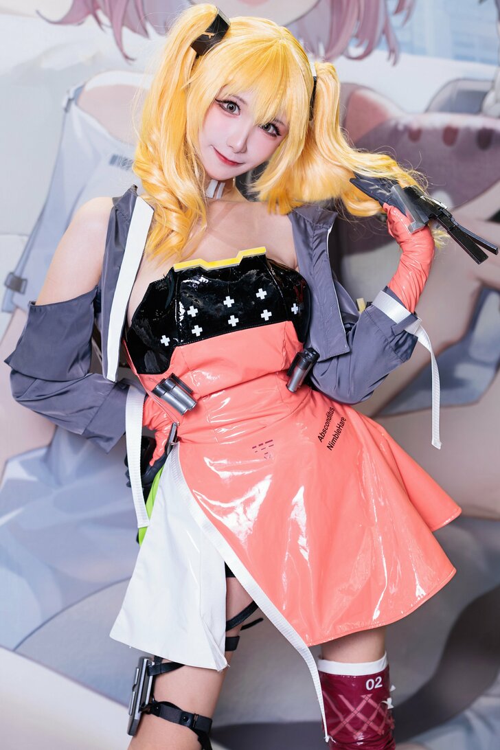 3D近未来美少女シューティングRPG『スノウブレイク』コスプレイヤーあまにさん＆ねねさん＆ウミミさんがキャラに変身の画像003