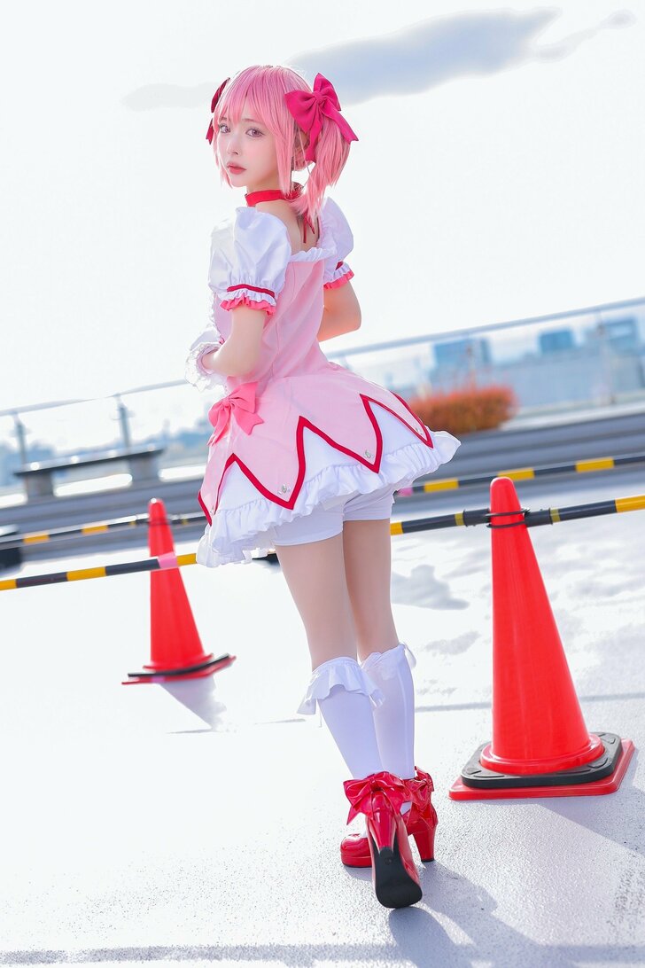 『魔法少女まどか☆マギカ』鹿目まどか姿で注目集める、コスプレイヤー・緩苺さん、コスプレは「カメラを向けられることが楽しい」の画像001