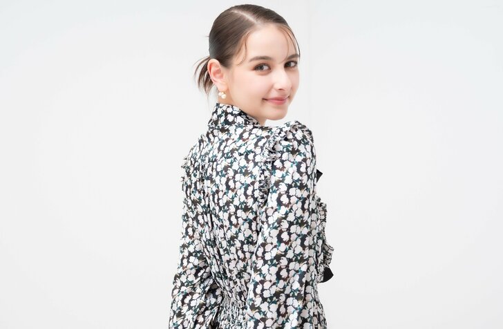 『パリに咲くエトワール』嵐莉菜インタビュー、「手が震えた」初声優オーディションと「盟友・當真あみ」との出会いの画像001