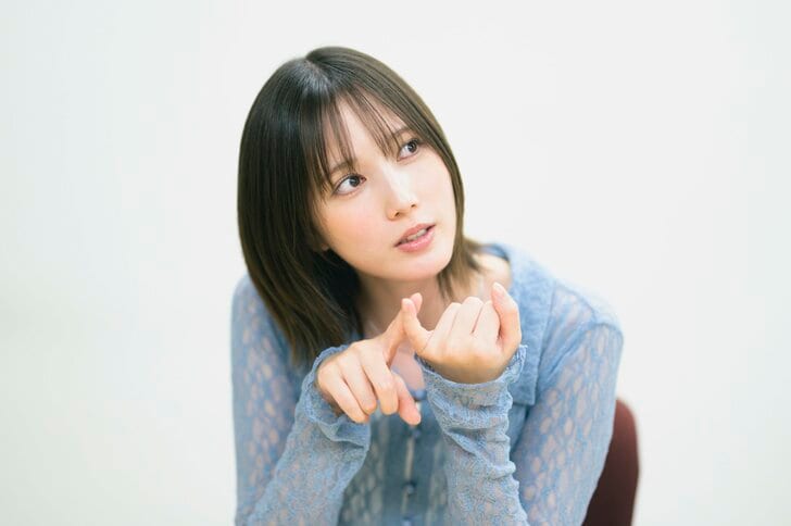 本田翼「恥じらわずに大胆なことをしています（笑）」吹っ切って挑んだ“オトナの自撮り”シーン　ドラマ『北くんがかわいすぎて手に余るので、３人でシェアすることにしました。』の画像002