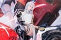 『東京ゲームショウ2023』真っ赤なバイクで注目、米倉みゆさん＆篠原みなみさん銀髪コスプレでゲーム『パニシング：グレイレイヴン』の魅力アピールの画像011
