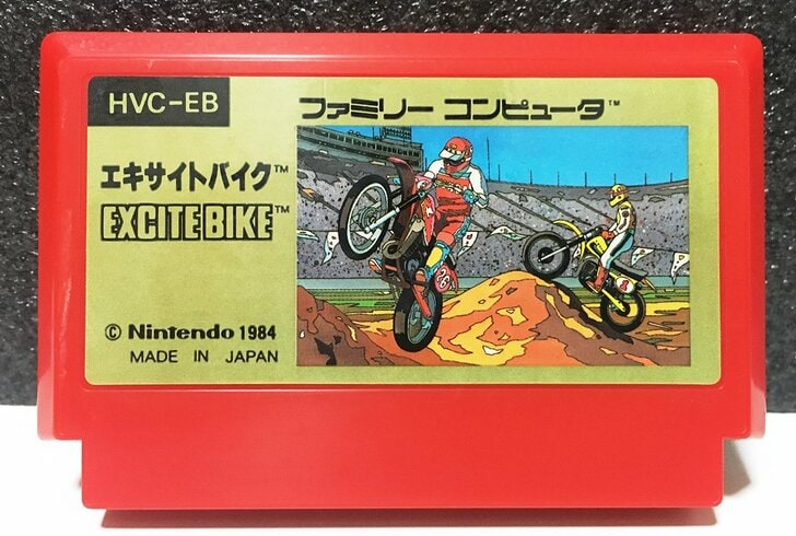 ファミコン用バイクゲーム『エキサイトバイク』が生まれた時代背景、バイクが子どもたちの身近にあった80年代の思い出の画像