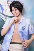 腹筋バキバキ！ フィットネスモデル・桃戸ももさん、あまりにもイケメンな“男装姿”『第五人格』探鉱者コスプレを披露の画像002