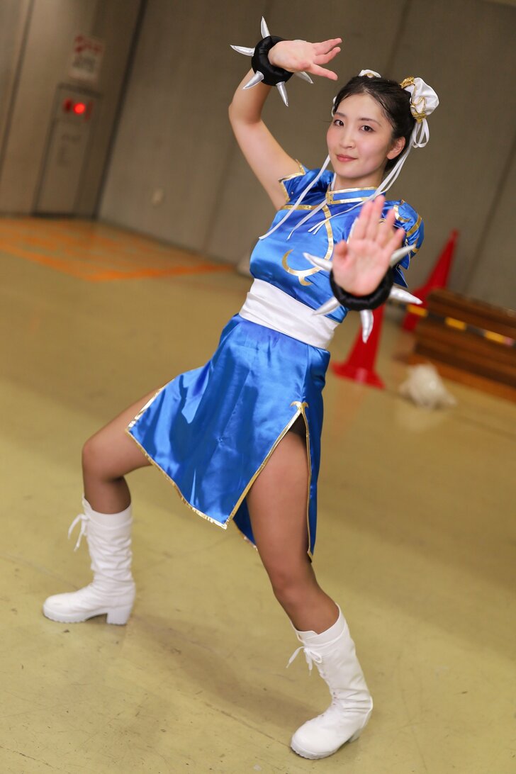 筋トレ系YouTuber・noraさん『コミックマーケット100』で鍛え抜かれた春麗コスプレ披露「筋トレは産後ダイエットから」の画像001