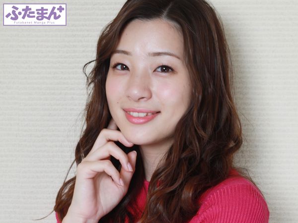 足立梨花 ヴァイオレット エヴァーガーデン を絶賛 劇場版は開始5分で大号泣 ふたまん