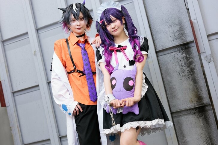 「カラコンの度数も一緒」双子姉妹コスプレイヤー・なぁちゃん＆かんくんがVTuber「ネオポルテ」あわせ披露！ こだわり衣装も「２人で模索しながら」の画像