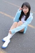 『コミックマーケット101』で目を奪われた眼鏡っ子！グラドル・蒼猫いなさん、オリジナル「地味子」コスプレを披露の画像004