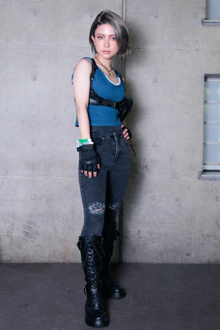 「コスプレのこだわりはシルエット」ろいせさん＆うるび～さん『バイオハザード』ジル＆レオンのコスプレ披露の画像001