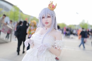 コスプレイヤーましろさんが『スーパーマリオ』二次創作キャラ・キングテレサ姫に！「平日は会社員で、社畜」 | ふたまん＋